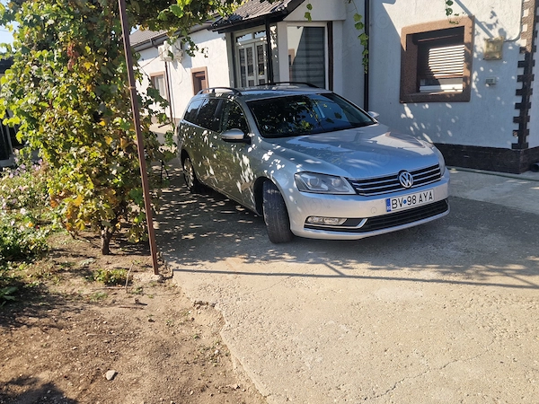 VOLKSWAGEN Passat 2011 — imagine 4