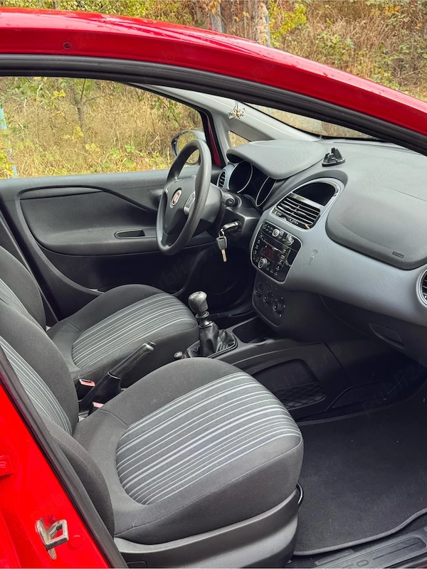 FIAT Punto 2010 — imagine 10