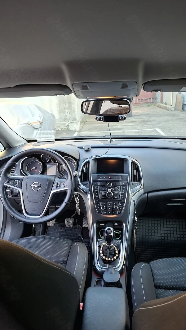 OPEL Astra 2011 — imagine 7