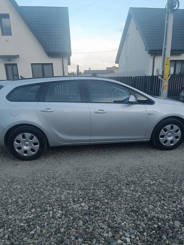 OPEL Astra 2011 — imagine 6