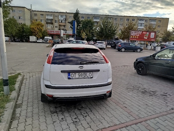 FORD Focus 2006 — imagine 9