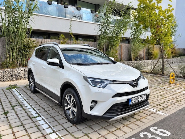 TOYOTA RAV4 2017 — imagine 2