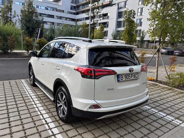 TOYOTA RAV4 2017 — imagine 3