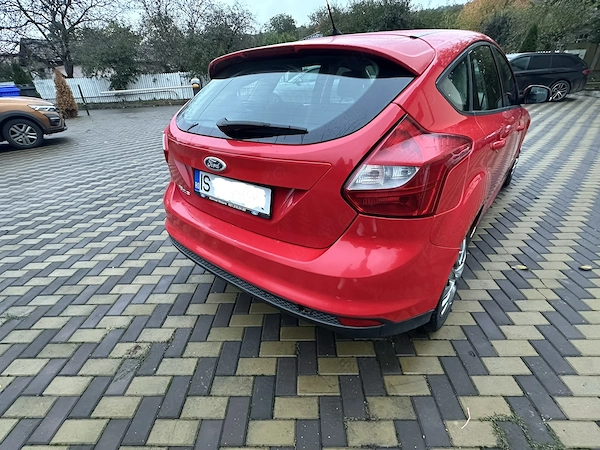 FORD Focus 2011 — imagine 3
