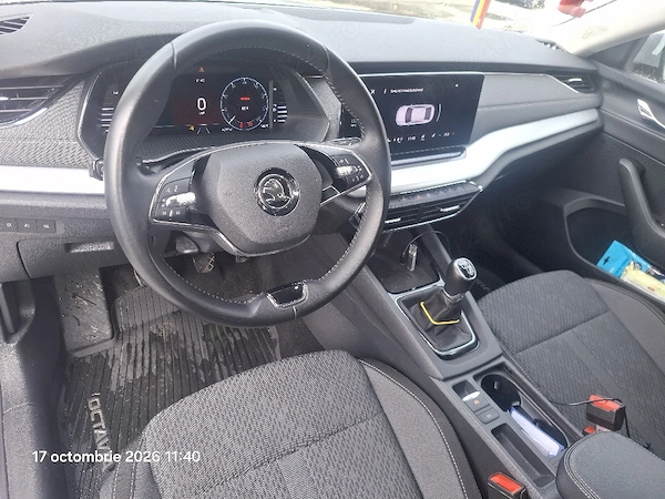 SKODA Octavia 2021 — imagine 3