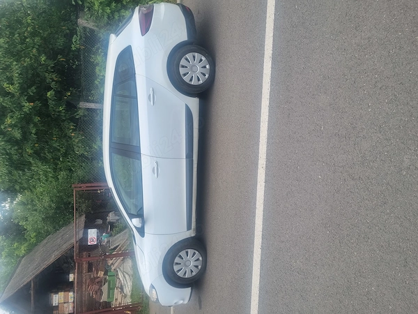 RENAULT Megane 2010 — imagine 4