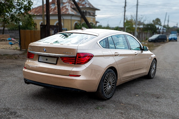 BMW Seria 5 2011 — imagine 3