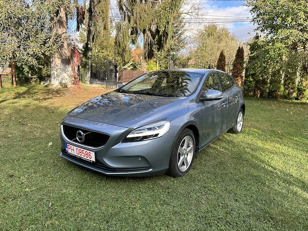 VOLVO V40 2017 — imagine 2