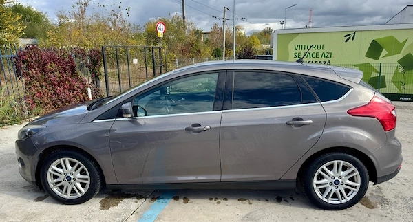 FORD Focus 2013 — imagine 4