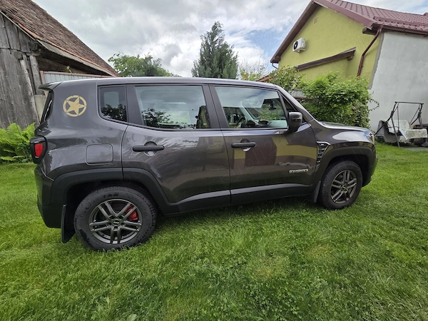 JEEP Renegade 2020 — imagine 4