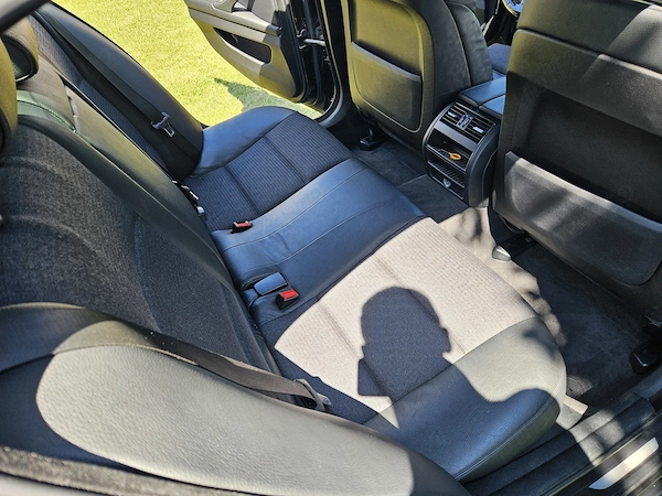 BMW Seria 5 2011 — imagine 5