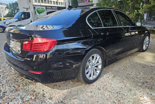 BMW Seria 5 2011 — imagine 9