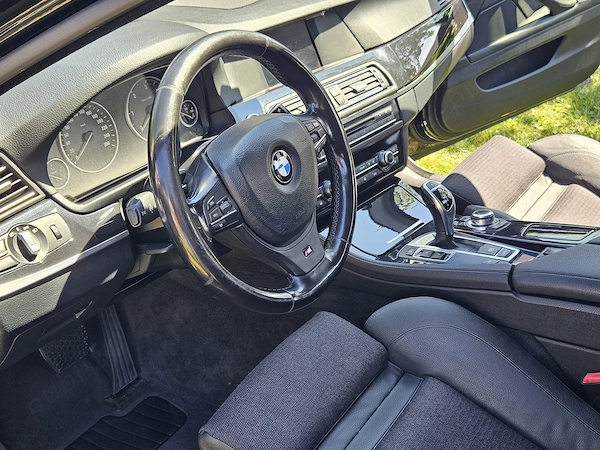 BMW Seria 5 2011 — imagine 3