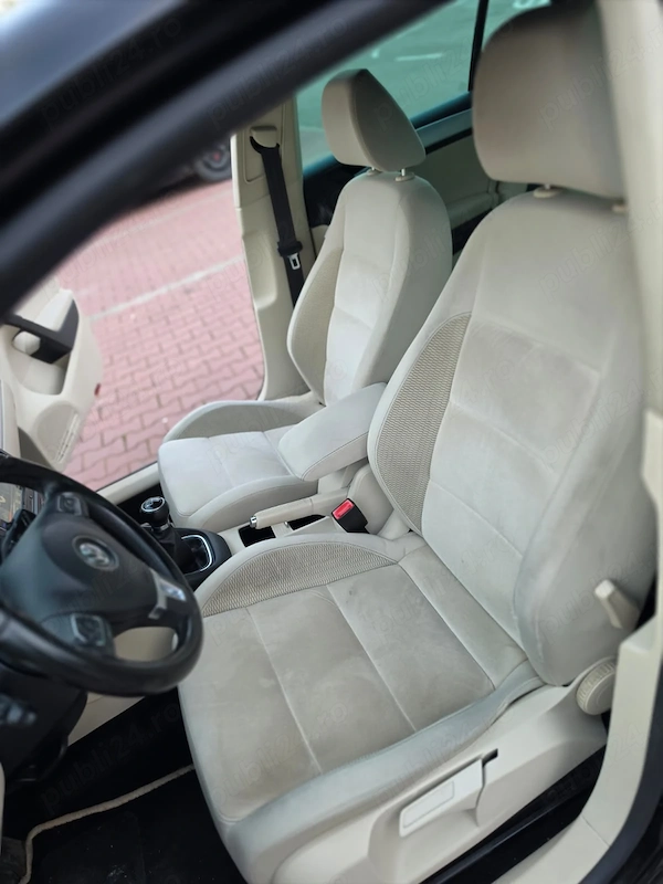 VOLKSWAGEN Golf 2010 — imagine 4