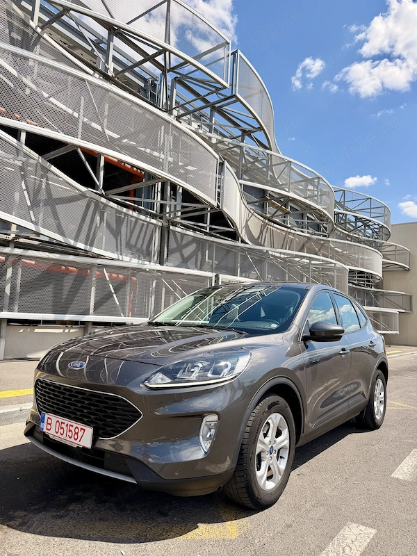 FORD Kuga 2021 — imagine 2