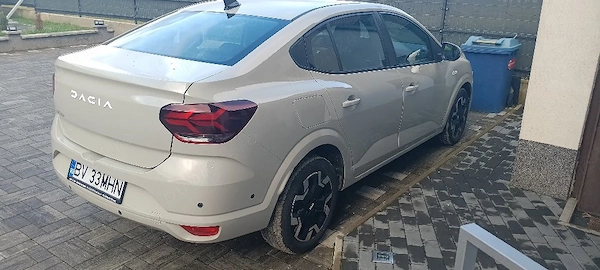 DACIA Logan 2026 — imagine 2