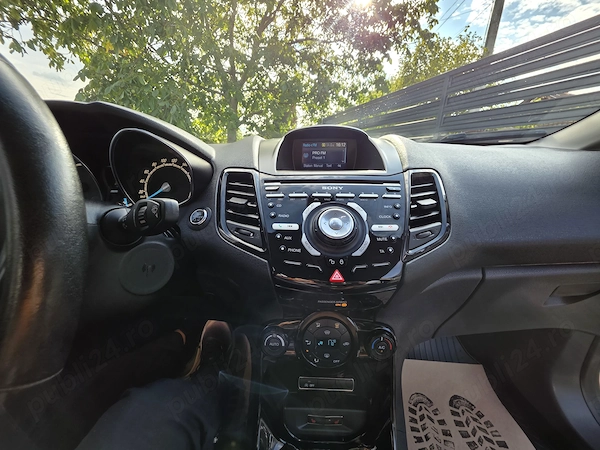 FORD Fiesta 2015 — imagine 5