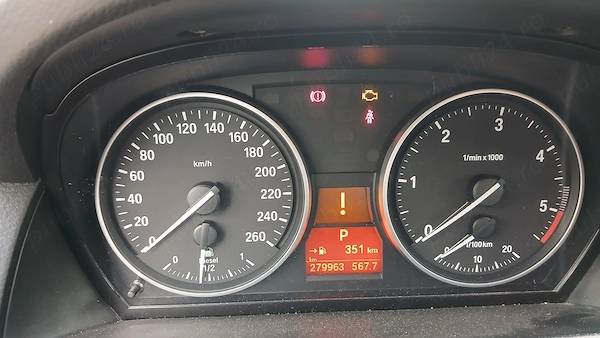BMW iX1 2012 — imagine 3