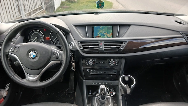 BMW iX1 2012 — imagine 2