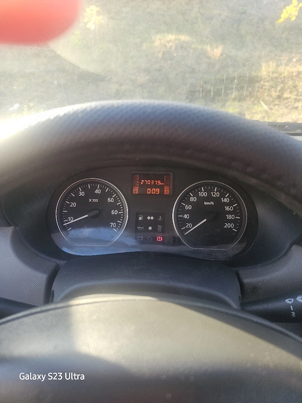 DACIA Sandero 2012 — imagine 3