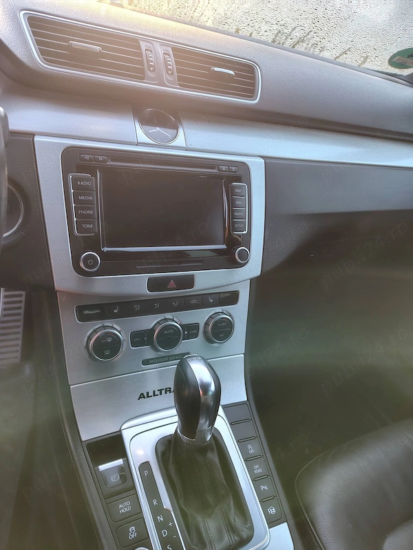 VOLKSWAGEN Passat Alltrack 2013 — imagine 4
