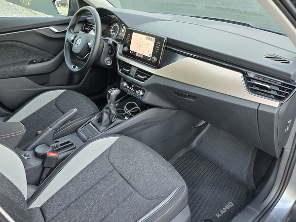 SKODA Kamiq 2023 — imagine 8