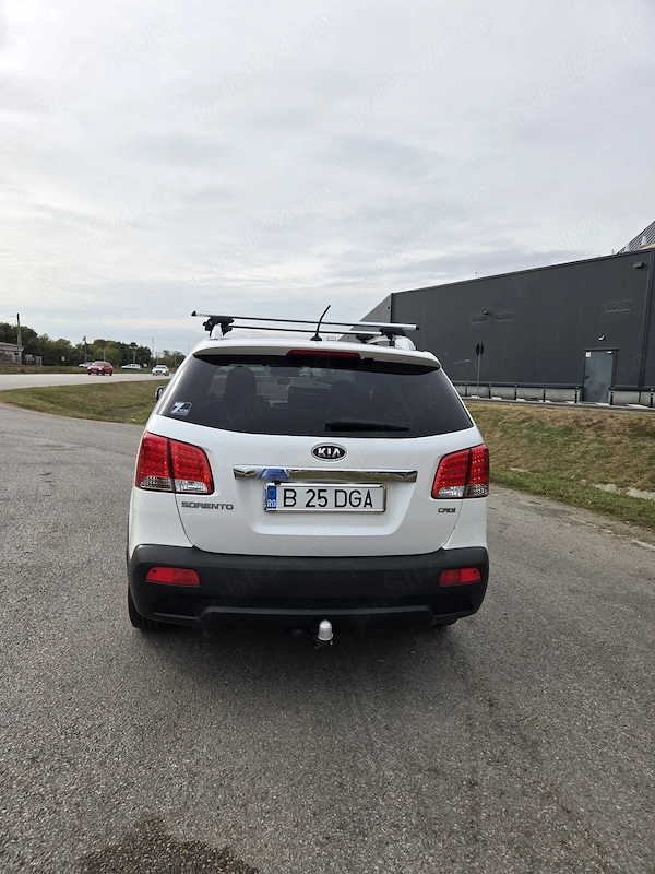 KIA Sorento 2011 — imagine 5