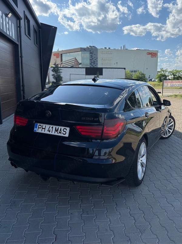 BMW Seria 5 2010 — imagine 3