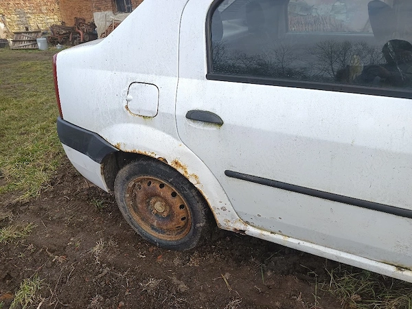 DACIA Logan 2004 — imagine 5