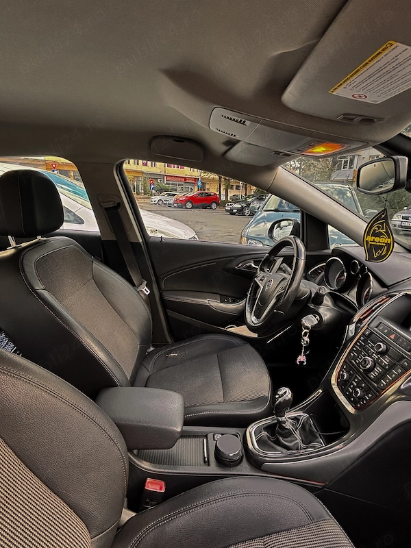 OPEL Astra 2012 — imagine 6