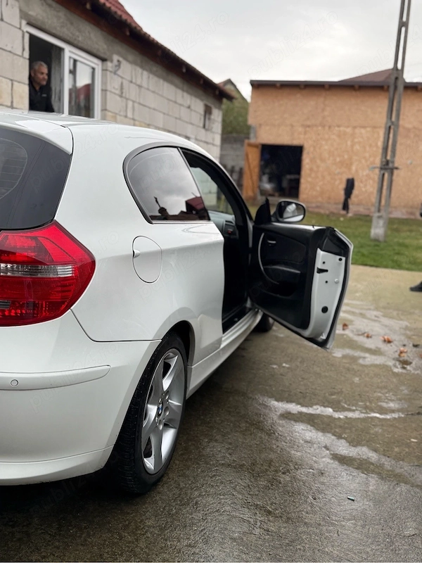 BMW Seria 1 2009 — imagine 2