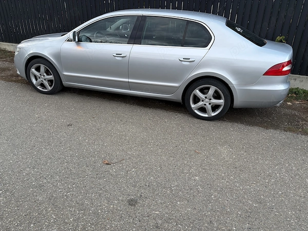 SKODA Superb 2009 — imagine 4