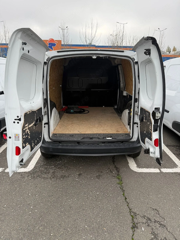 RENAULT Kangoo 2018 — imagine 2
