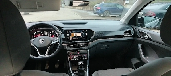VOLKSWAGEN T-Cross 2019 — imagine 3