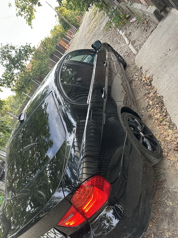 BMW Seria 3 2009 — imagine 5