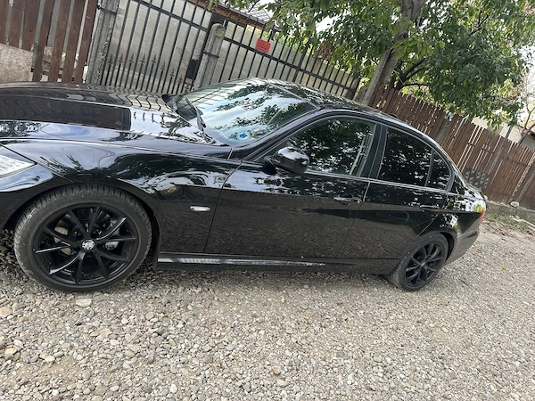 BMW Seria 3 2009 — imagine 4