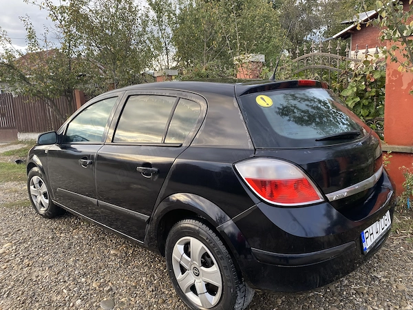 OPEL Astra 2005 — imagine 3