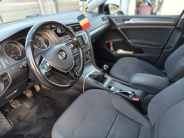 VOLKSWAGEN Golf 2013 — imagine 5
