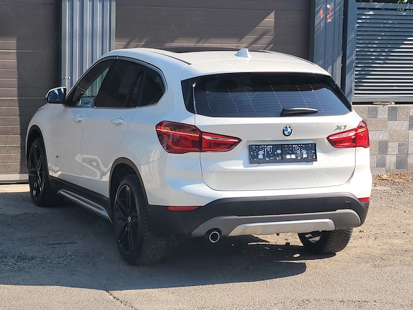 BMW  2017 — imagine 5