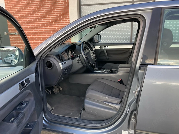 VOLKSWAGEN Touareg 2004 — imagine 4