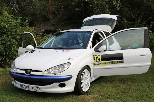 PEUGEOT 206 2000 — imagine 2