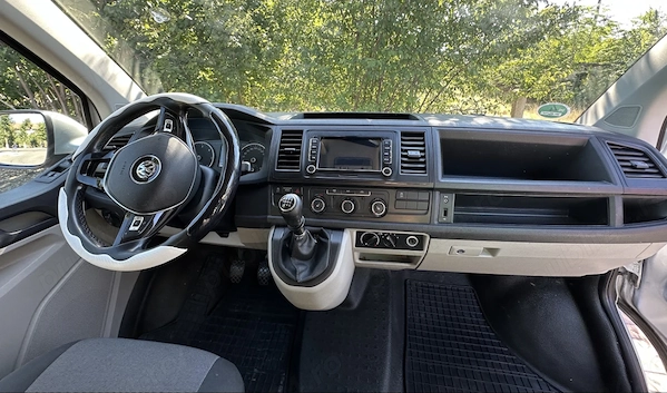 VOLKSWAGEN Transporter 2015 — imagine 4