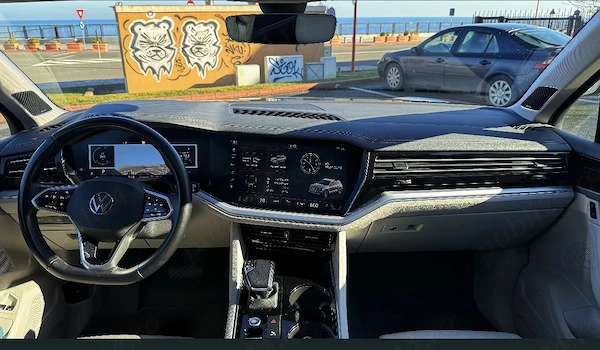 VOLKSWAGEN Touareg 2021 — imagine 4