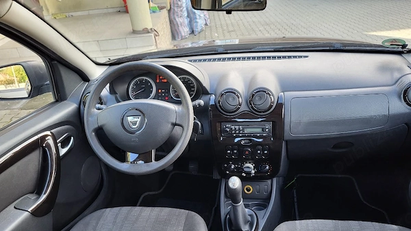 DACIA Duster 2011 — imagine 10