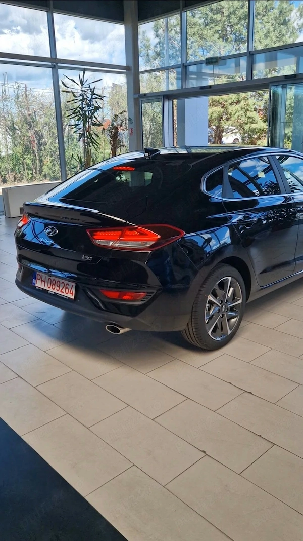 HYUNDAI i30 2024 — imagine 1