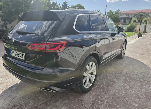 VOLKSWAGEN Touareg 2021 — imagine 4