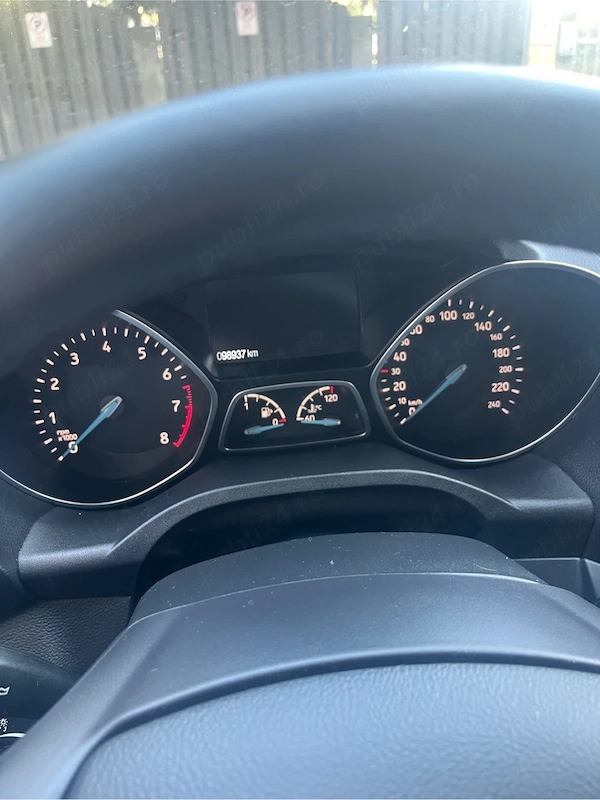 FORD Kuga 2018 — imagine 2