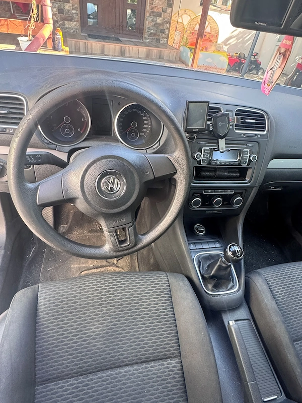 VOLKSWAGEN Golf 2012 — imagine 5
