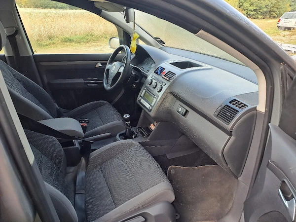 VOLKSWAGEN Touran 2008 — imagine 3