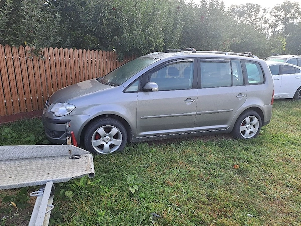 VOLKSWAGEN Touran 2008 — imagine 4